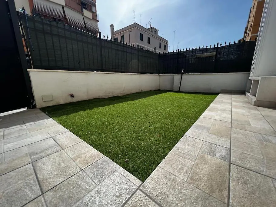 Cozy House With Garden In Rome Centocelle Metro C Villa Italië